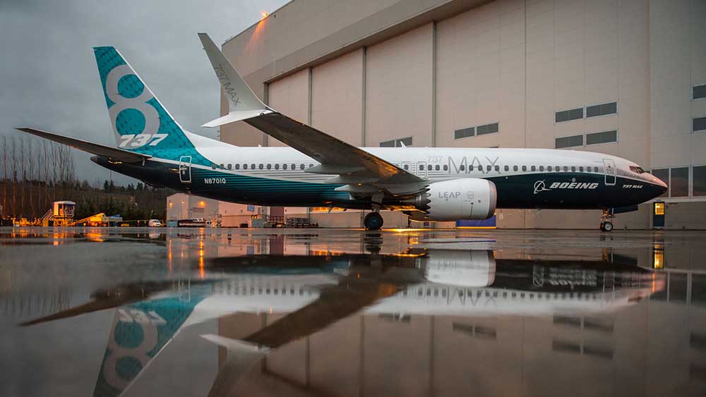 737 MAX Siap Angkat Landing Gear