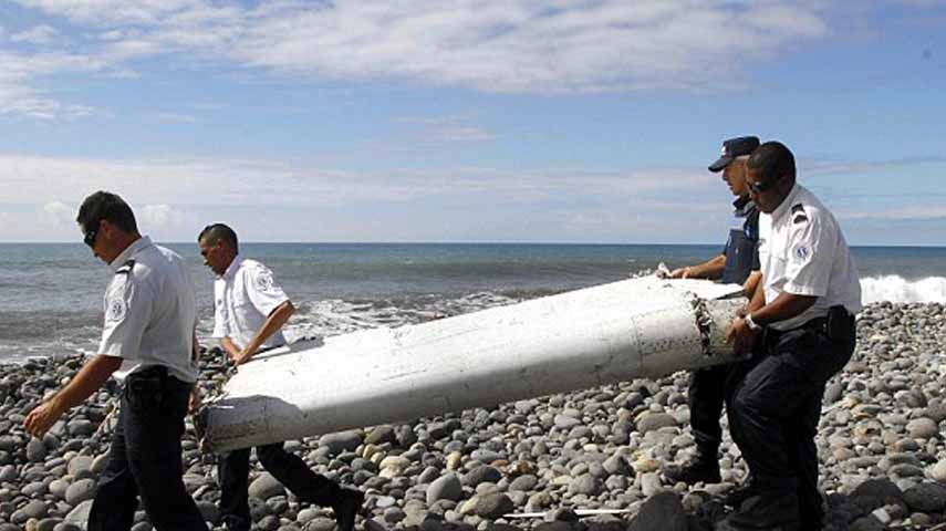 Penemuan sayap MH370 di Pulau Reuni Prancis. (Dailymail)