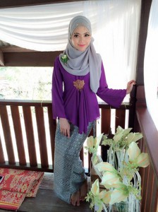 Pramugari Cantik Berjilbab Bikin Penasaran Radiah binti Sarip