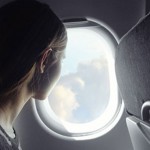 Kenapa Penumpang Selalu Diminta Membuka Penutup Jendela Saat Take-Off & Landing?