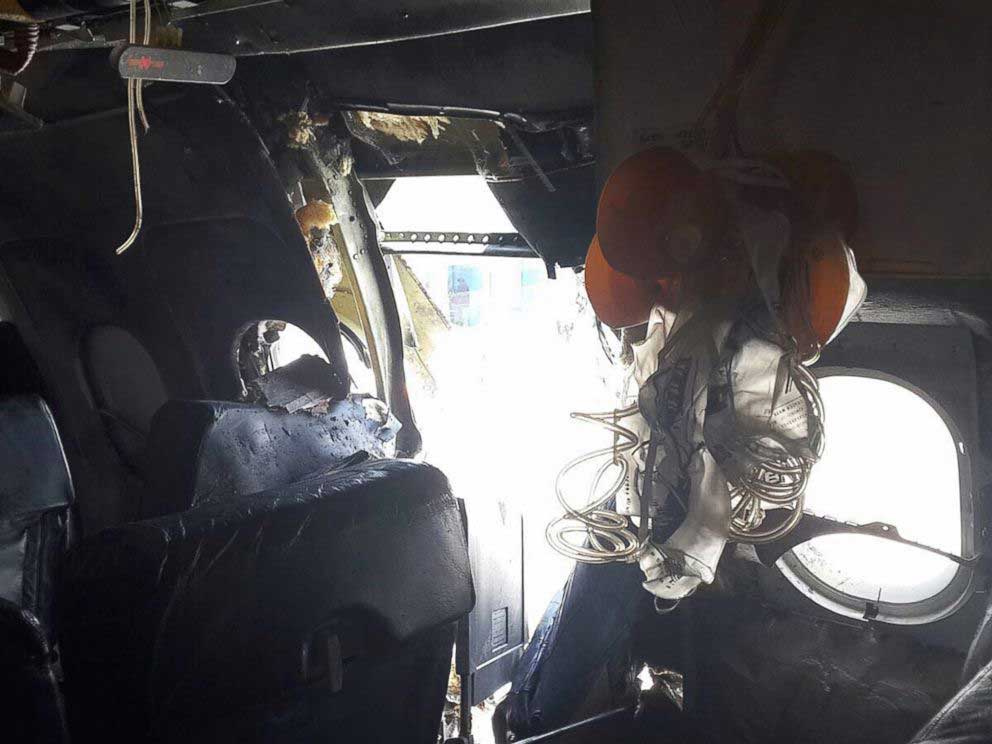 Penumpang Tetap Tenang meski Pesawat Meledak & Berlubang