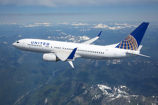 Penumpang Kebelet Yoga, United Airlines Batal ke Jepang