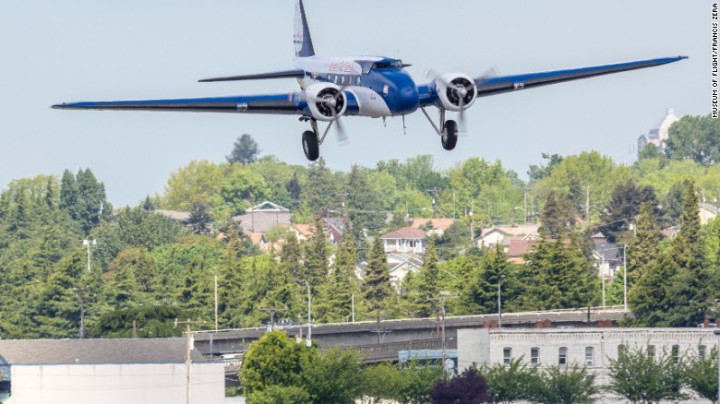 Pesawat Revolusioner Boeing 247 Jalani Final Flight