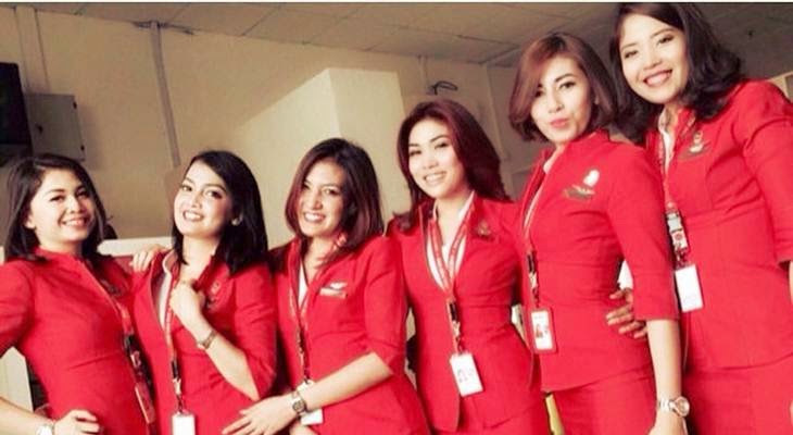 Wow Kartini Flight AirAsia,  Pesawat Dikendalikan Pilot dan Awak Kabin Wanita Cantik….