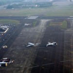 4 Ban Pecah di Landasan Lufthansa Bikin Bandara Ditutup Seharian