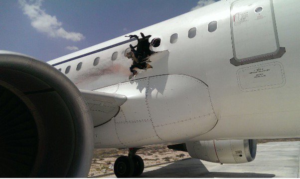 Empat Teori Raibnya EgyptAir MS804
