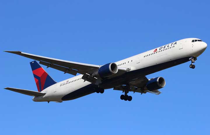 Delta-airlines-boeing-767-432er-Pilot Terlelap Saat Terbang, ATC Yunani Panik