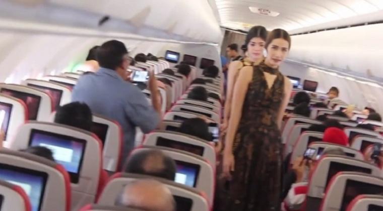 Wah! Ada Fashion Show di Penerbangan Batik Air