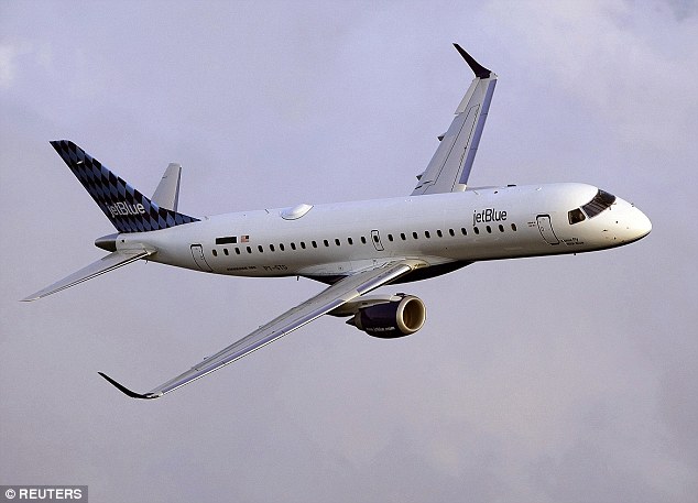 Turbulensi Hantam JetBlue, Kulkas Kabin Meledak