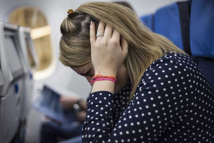 Kenapa Telinga Kadang Nyeri Setelah Landing?