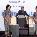 Tetap Andalkan Kebaya, Malaysia Airlines akan Punya Seragam Baru