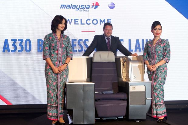 Tetap Andalkan Kebaya, Malaysia Airlines akan Punya Seragam Baru