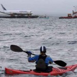 Begini Ketika Raksasa Boeing 767 Berlayar di Laut