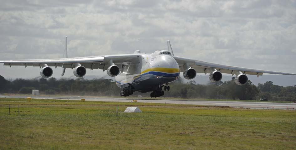 Raksasa Udara Terbesar di Dunia Mendarat di Perth-Antonov-225-Mriya