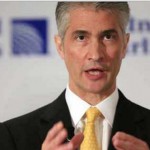 Mundur, CEO United Airlines Dapat Pesangon Rp485 Miliar
