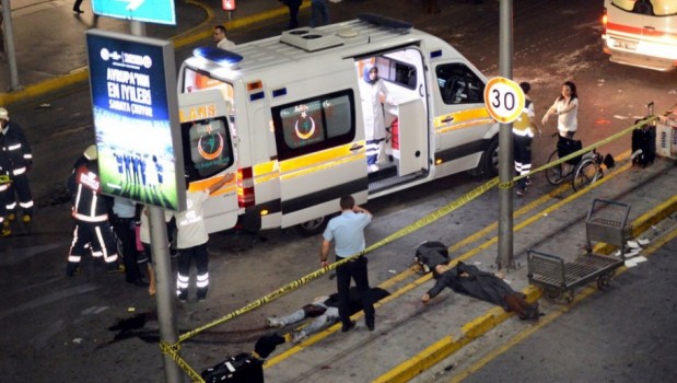Serangan di Bandara Istanbul Turki Tewaskan 28 Orang