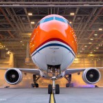 Tak Hanya Tim Sepak Bola, KLM Cat Pesawatnya dengan Warna Orange
