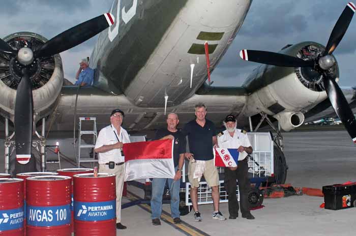 Terjebak di Surabaya, Misi C-47 ini Butuh Bantuan Anda