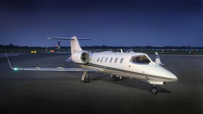Learjet Tergelincir di Halim, Penerbangan Terganggu