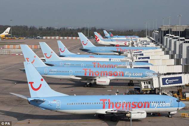 Mabuk Berat Sebelum Terbang, Pramugari Thomson Airways Ditangkap