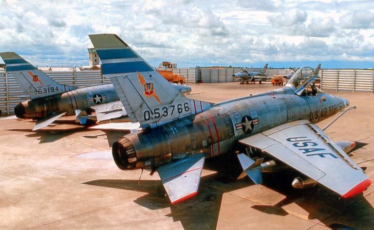 F-100 Super Sabre, Pahlawan Amerika di Perang Vietnam