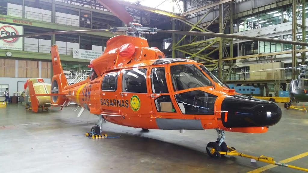 PTDI Serahkan Helikoper AS365 N3+ Dauphin ke Basarnas