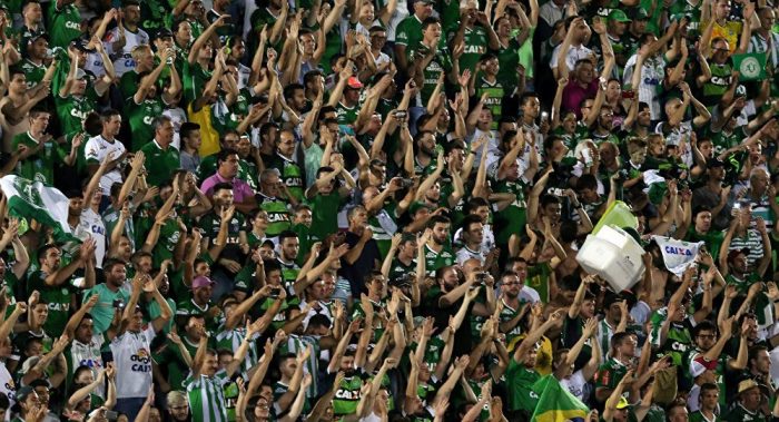 Pesawat Pemain Brazil Jatuh, Final Piala Amerika Selatan Dihentikan
