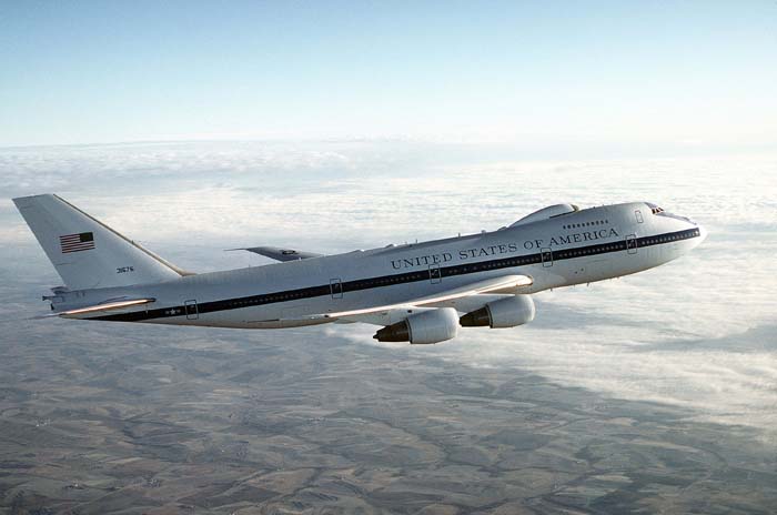 E-4B, Misteri Pesawat Kiamat Amerika