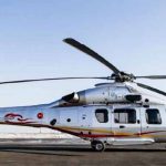 AC352 China Terbang Perdana
