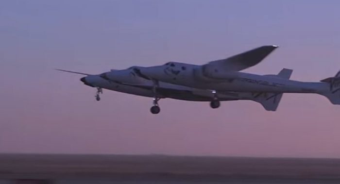 Virgin Galactic Sukses Uji Glide Pembawa Turis ke Ruang Angkasa