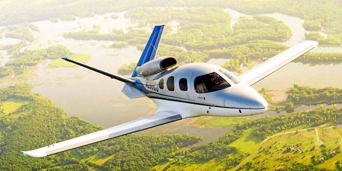 Cirrus Kirim Jet Vision Pertama