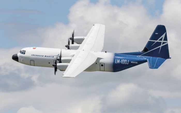 Hercules LM-100J Terbang Perdana