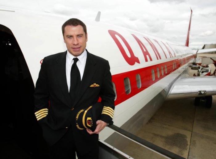 John Travolta Sumbangkan Boeing 707 Legendaris Miliknya