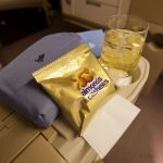 Singapore Airlines Diminta Tak Lagi Sajikan Kacang