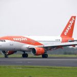 Easyjet Mendarat Darurat di Manchester