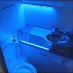 UV di Toilet Pesawat