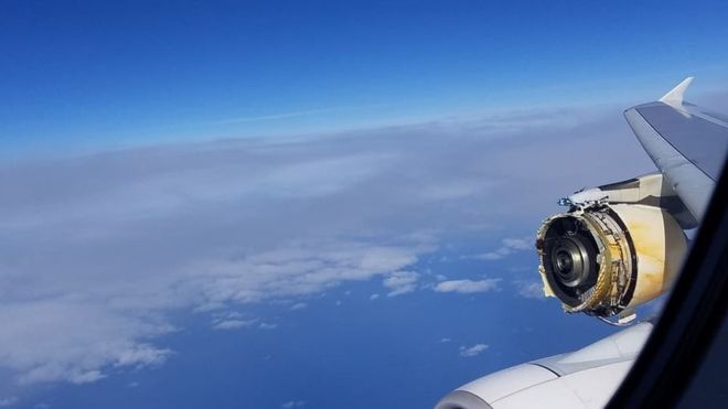 Mesin Meledak, Air France Mendarat Darurat