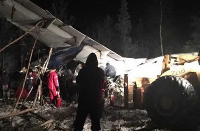 Plane With 25 People Crashes in Canada