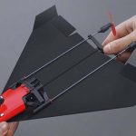 Lupakan Drone, Pesawat Kertas Seharga Rp600.000 Ini Bisa Diterbangkan dengan Ponsel