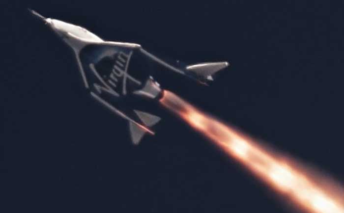 SpaceShipTwo Tembus Kecepatan Supersonik