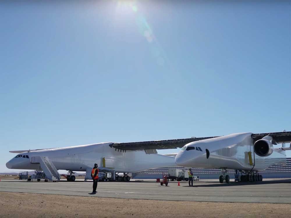 Lebih Dekat dengan Stratolaunch, Pesawat Selebar Lapangan Sepakbola