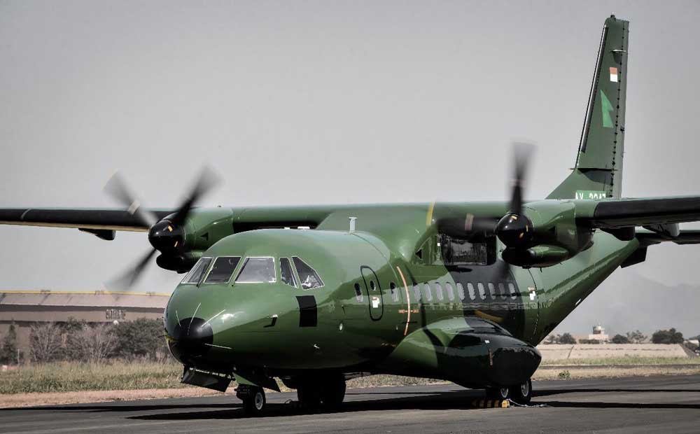 CN-235 Buatan Indonesia Terbangi Langit Himalaya