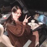 Wanita Berpose di Kokpit, Pilot China Dipecat