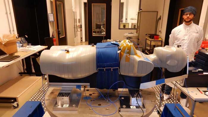 Hanya Untuk Uji Rompi,  NASA Kirim Dua Boneka Mengelilingi Bulan