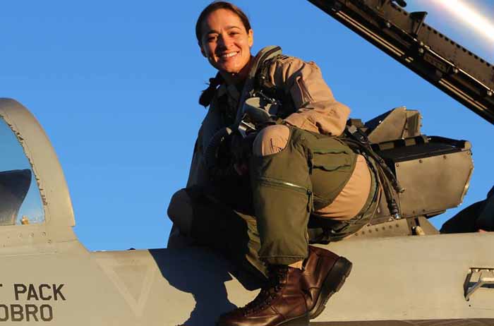 Rp42 Miliar untuk Mempermudah Pilot US Navy Buang Air di Pesawat