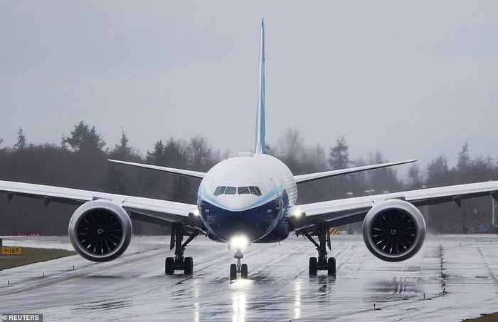 Jet Bermesin Ganda Terbesar di Dunia, Boeing 777X Terbang Perdana