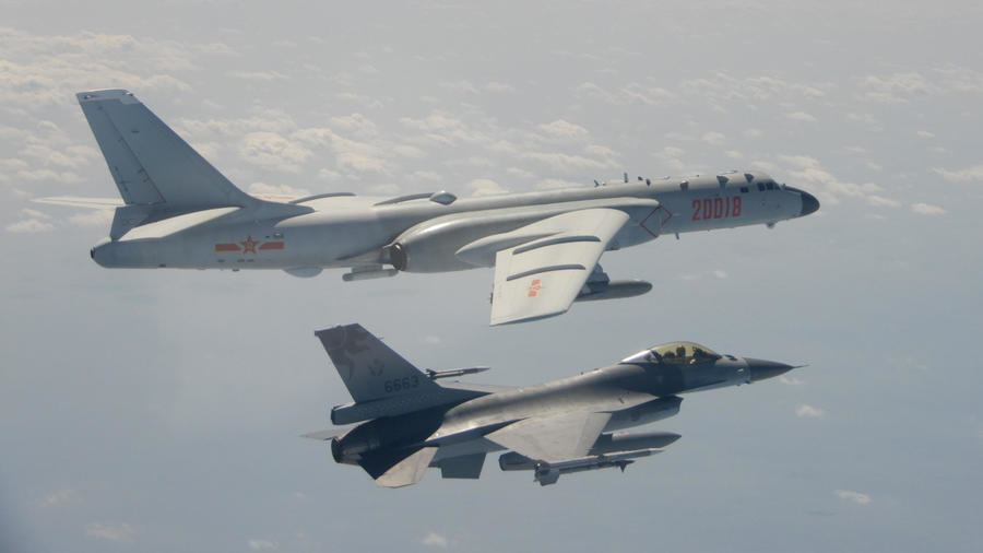 Terobos Garis Merah, Jet Tempur Taiwan Usir Bomber China
