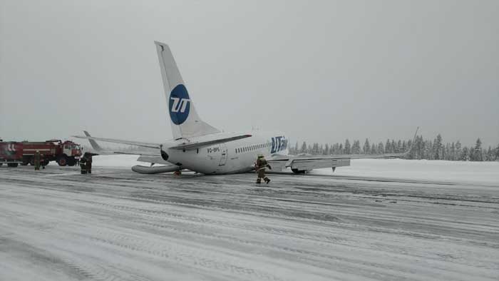 Hard Landing, Boeing Utair Flight Hantam Landasan dengan Ekor