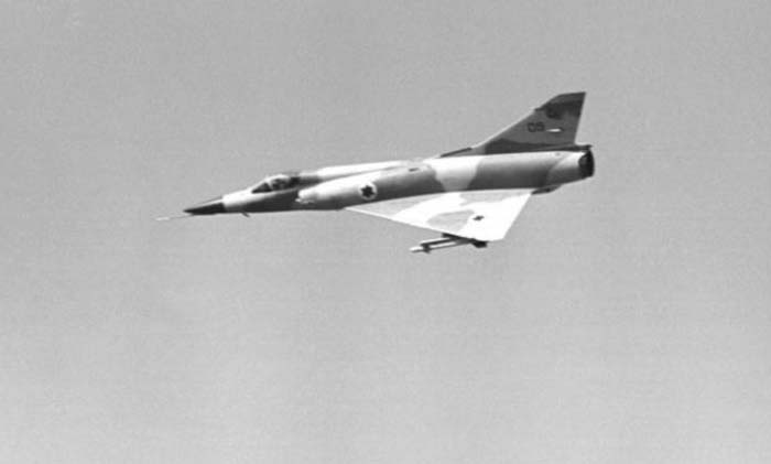 Misteri Saat Mirage Israel Tembak Jatuh F-4E Israel