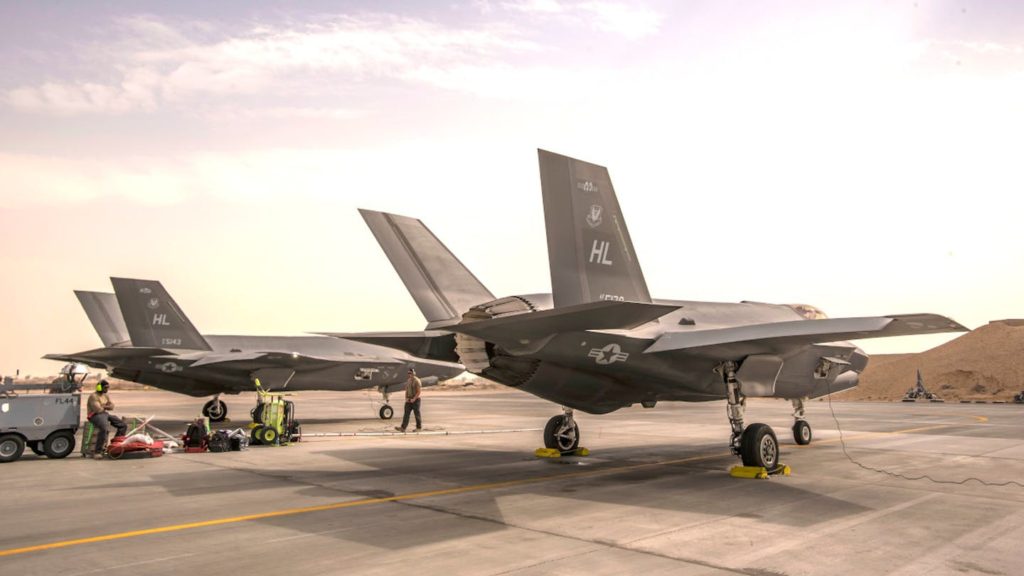 Amerika Kirim Cepat Dua F-35 Untuk Mendekatkan Diri ke Suriah